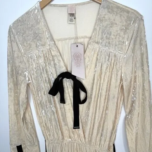 Free People We Are HAH Jump On It Velvet Jumpsuit In Almond Milk Size Large New - Picture 4 of 16